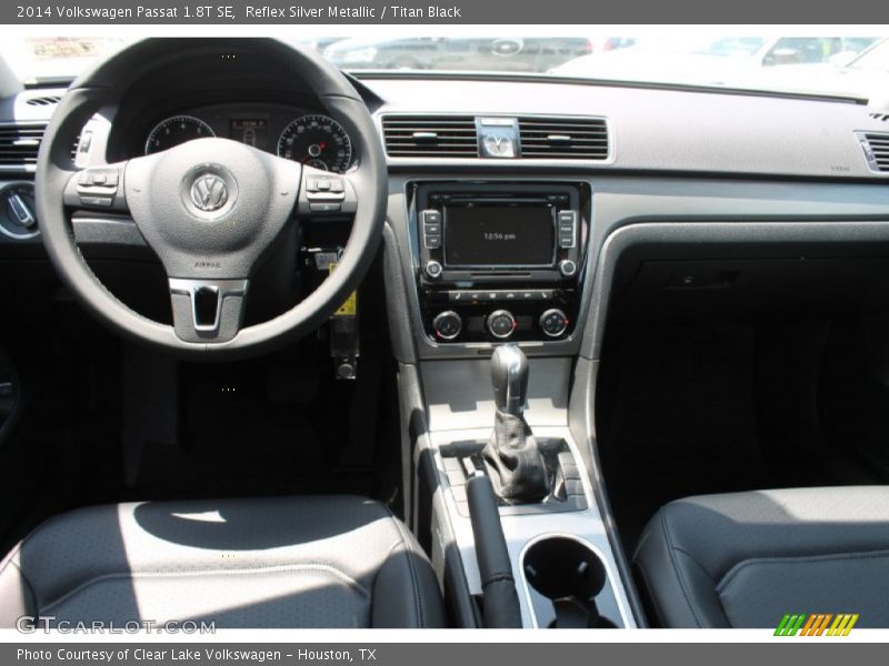 Reflex Silver Metallic / Titan Black 2014 Volkswagen Passat 1.8T SE