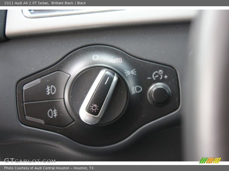 Brilliant Black / Black 2011 Audi A4 2.0T Sedan