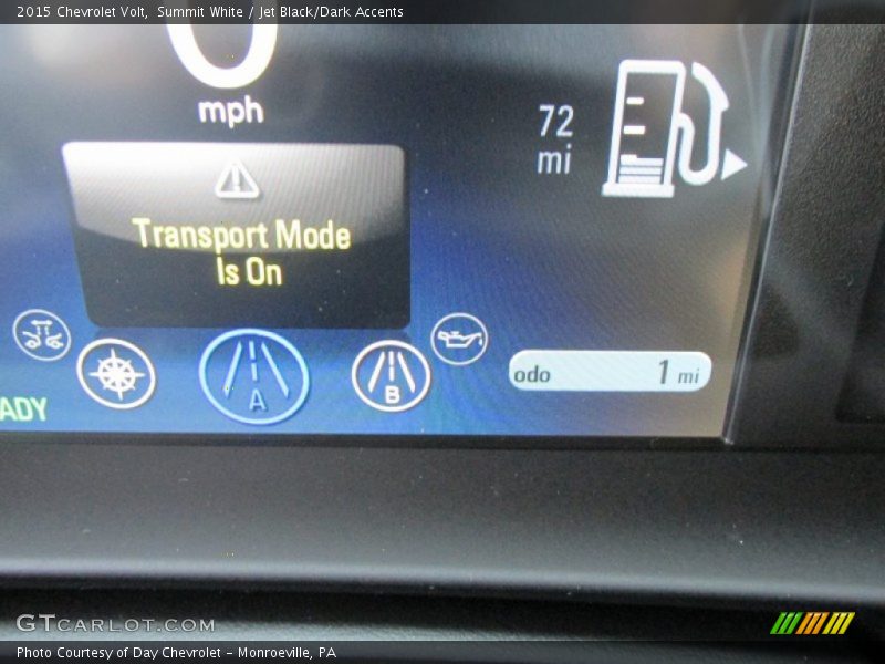 Summit White / Jet Black/Dark Accents 2015 Chevrolet Volt