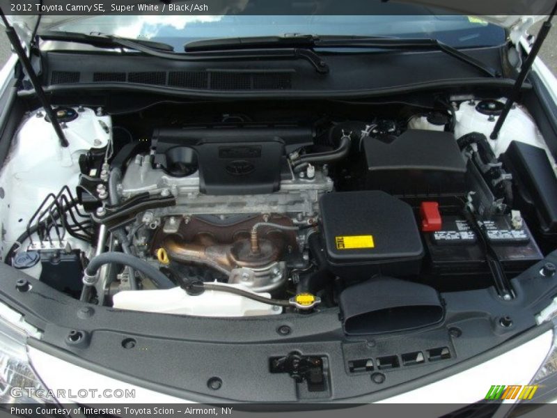 Super White / Black/Ash 2012 Toyota Camry SE