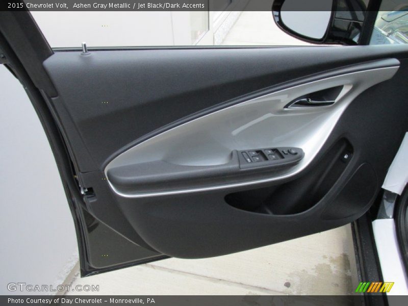 Ashen Gray Metallic / Jet Black/Dark Accents 2015 Chevrolet Volt