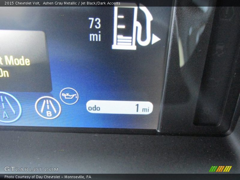 Ashen Gray Metallic / Jet Black/Dark Accents 2015 Chevrolet Volt