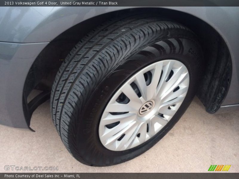United Gray Metallic / Titan Black 2013 Volkswagen Golf 4 Door