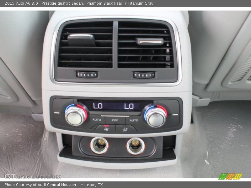 Controls of 2015 A6 3.0T Prestige quattro Sedan