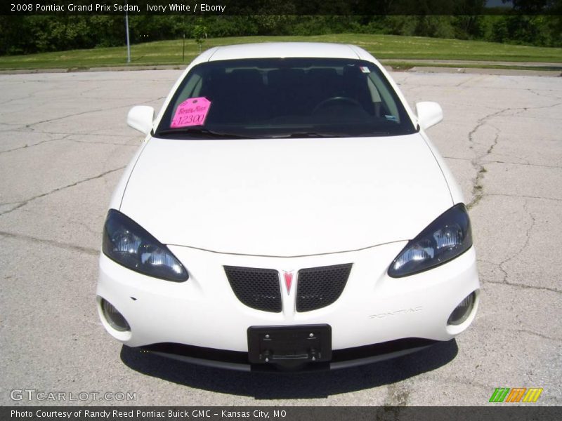 Ivory White / Ebony 2008 Pontiac Grand Prix Sedan