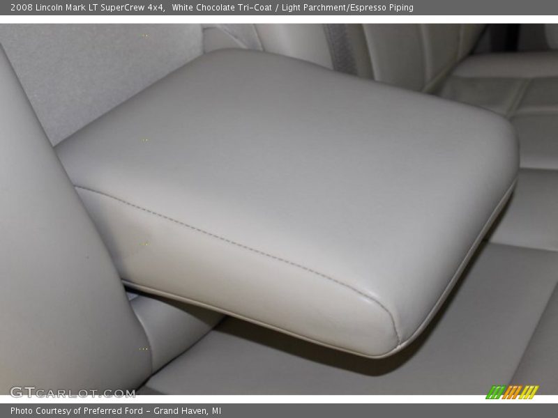 White Chocolate Tri-Coat / Light Parchment/Espresso Piping 2008 Lincoln Mark LT SuperCrew 4x4