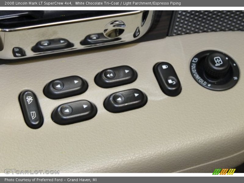 White Chocolate Tri-Coat / Light Parchment/Espresso Piping 2008 Lincoln Mark LT SuperCrew 4x4