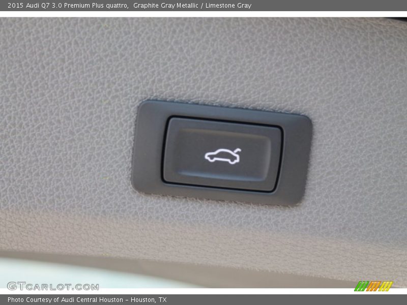 Graphite Gray Metallic / Limestone Gray 2015 Audi Q7 3.0 Premium Plus quattro
