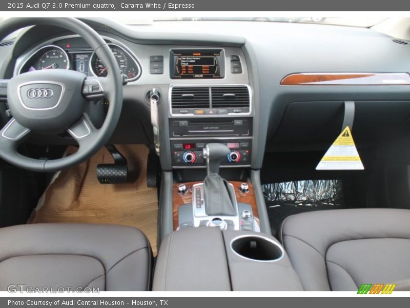 Cararra White / Espresso 2015 Audi Q7 3.0 Premium quattro