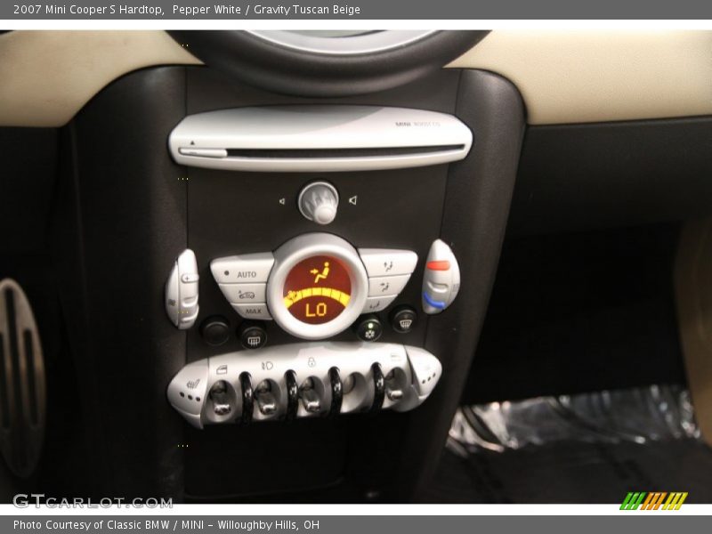 Pepper White / Gravity Tuscan Beige 2007 Mini Cooper S Hardtop