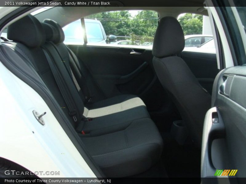 Candy White / Titan Black 2011 Volkswagen Jetta S Sedan