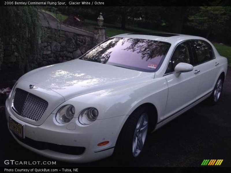 Glacier White / Ochre 2006 Bentley Continental Flying Spur