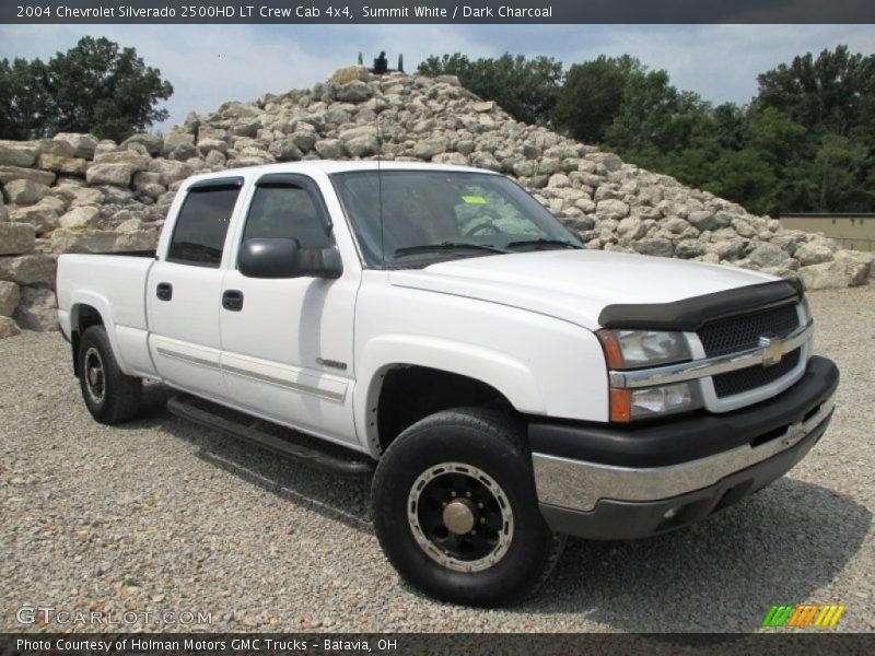 Front 3/4 View of 2004 Silverado 2500HD LT Crew Cab 4x4