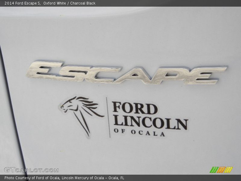 Oxford White / Charcoal Black 2014 Ford Escape S