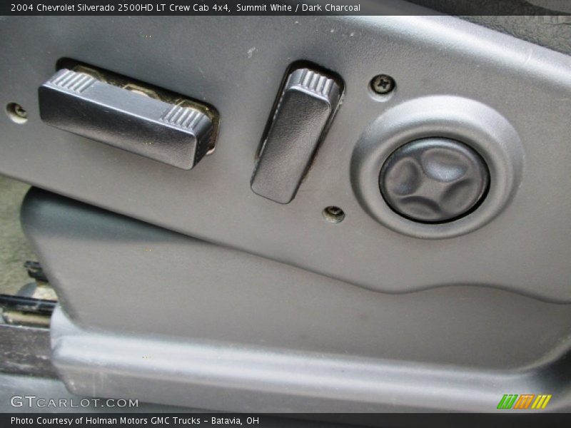 Summit White / Dark Charcoal 2004 Chevrolet Silverado 2500HD LT Crew Cab 4x4
