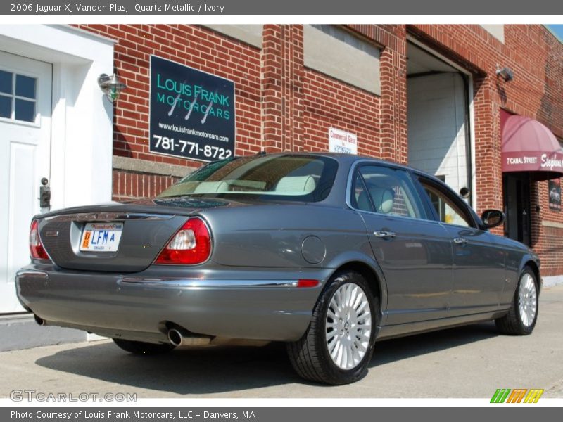 Quartz Metallic / Ivory 2006 Jaguar XJ Vanden Plas
