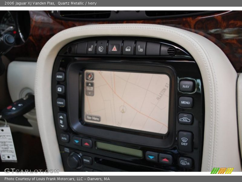 Quartz Metallic / Ivory 2006 Jaguar XJ Vanden Plas