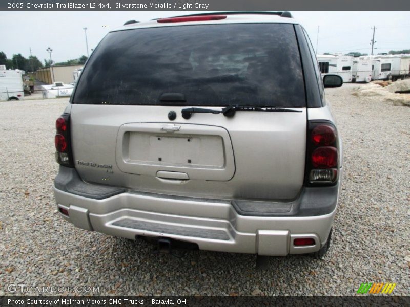 Silverstone Metallic / Light Gray 2005 Chevrolet TrailBlazer LS 4x4