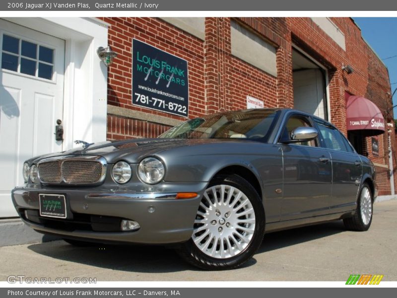 Quartz Metallic / Ivory 2006 Jaguar XJ Vanden Plas