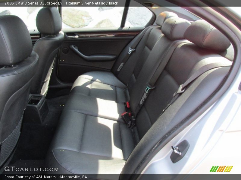 Titanium Silver Metallic / Black 2005 BMW 3 Series 325xi Sedan