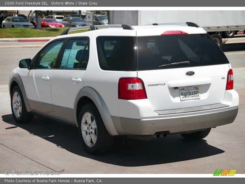 Oxford White / Shale Grey 2006 Ford Freestyle SEL