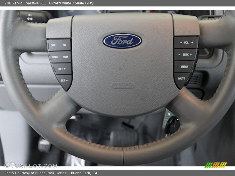 Oxford White / Shale Grey 2006 Ford Freestyle SEL