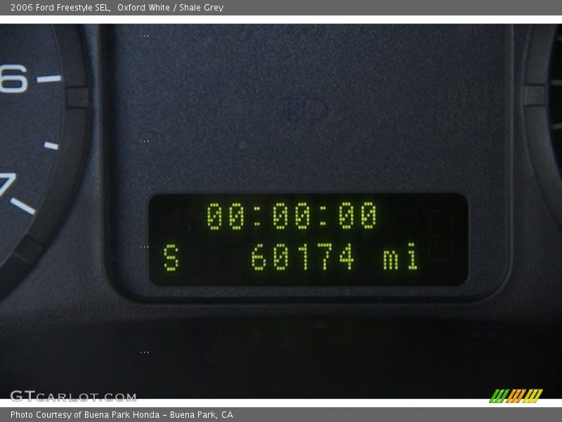 Oxford White / Shale Grey 2006 Ford Freestyle SEL