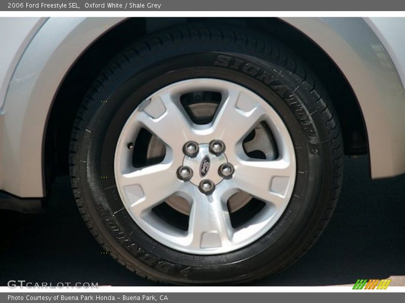 Oxford White / Shale Grey 2006 Ford Freestyle SEL