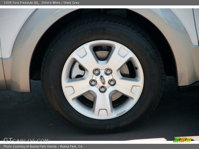 Oxford White / Shale Grey 2006 Ford Freestyle SEL