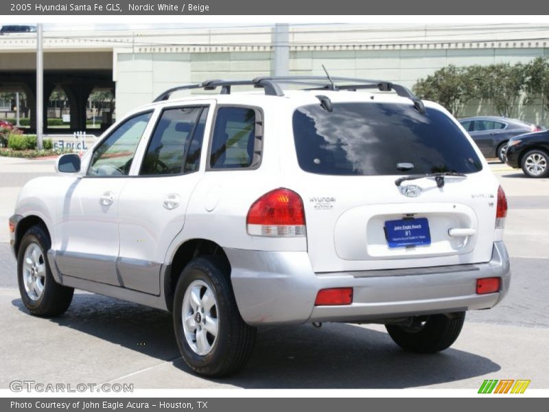 Nordic White / Beige 2005 Hyundai Santa Fe GLS