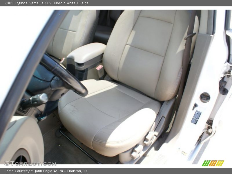 Nordic White / Beige 2005 Hyundai Santa Fe GLS