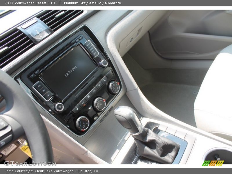 Platinum Gray Metallic / Moonrock 2014 Volkswagen Passat 1.8T SE