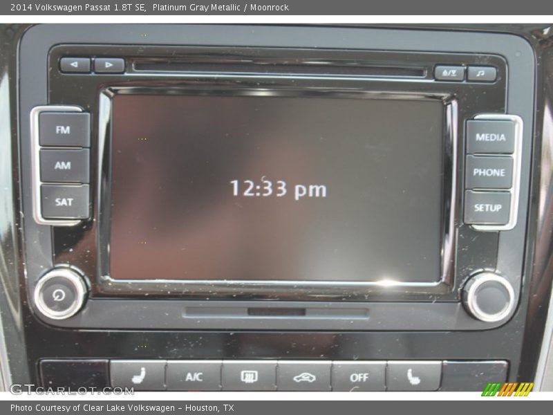 Platinum Gray Metallic / Moonrock 2014 Volkswagen Passat 1.8T SE