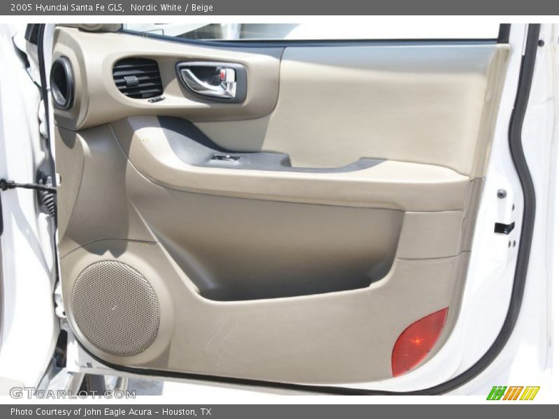 Nordic White / Beige 2005 Hyundai Santa Fe GLS