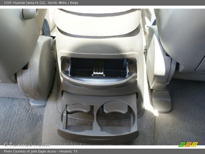 Nordic White / Beige 2005 Hyundai Santa Fe GLS