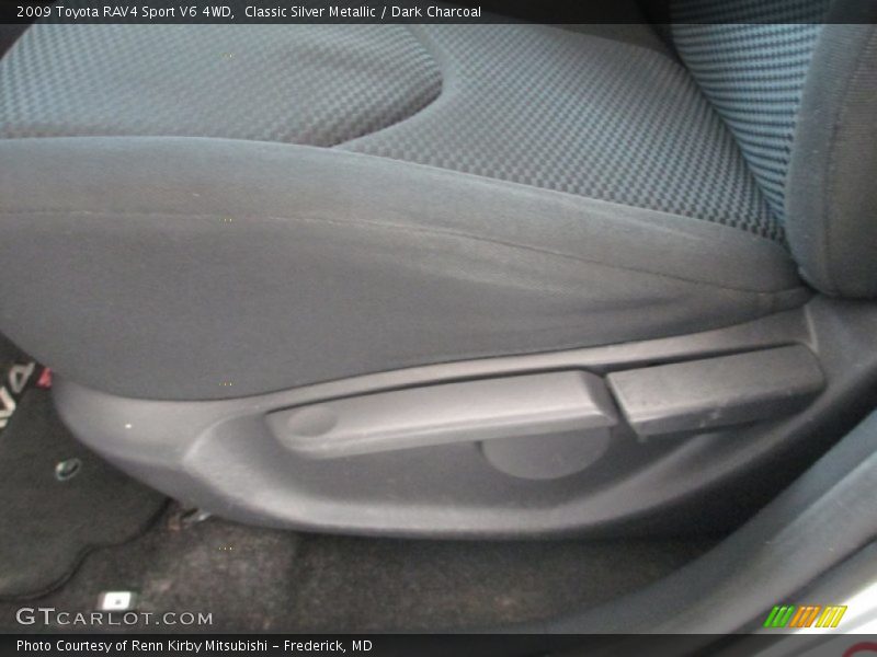 Classic Silver Metallic / Dark Charcoal 2009 Toyota RAV4 Sport V6 4WD