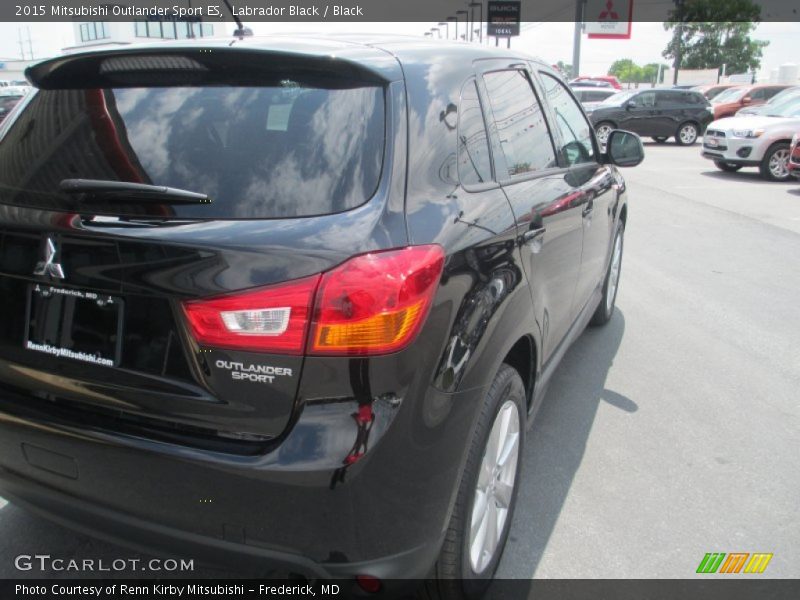 Labrador Black / Black 2015 Mitsubishi Outlander Sport ES