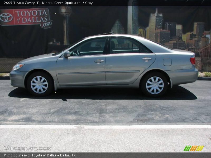 Mineral Green Opalescent / Gray 2005 Toyota Camry LE