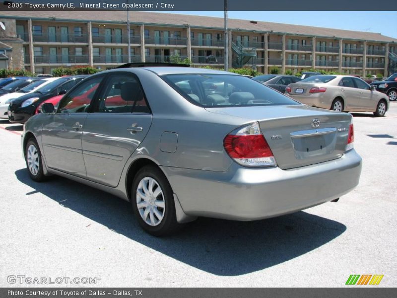 Mineral Green Opalescent / Gray 2005 Toyota Camry LE