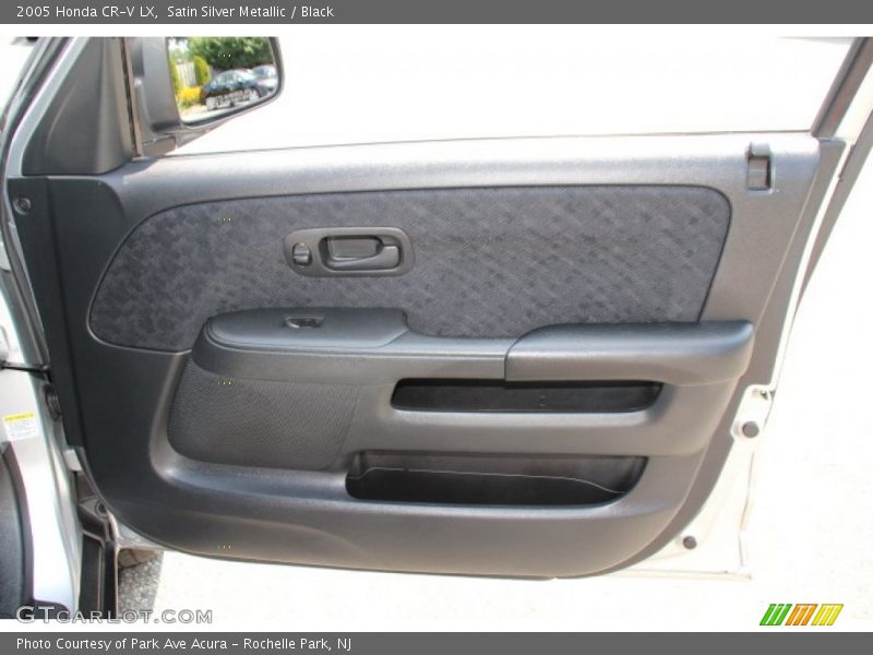 Satin Silver Metallic / Black 2005 Honda CR-V LX