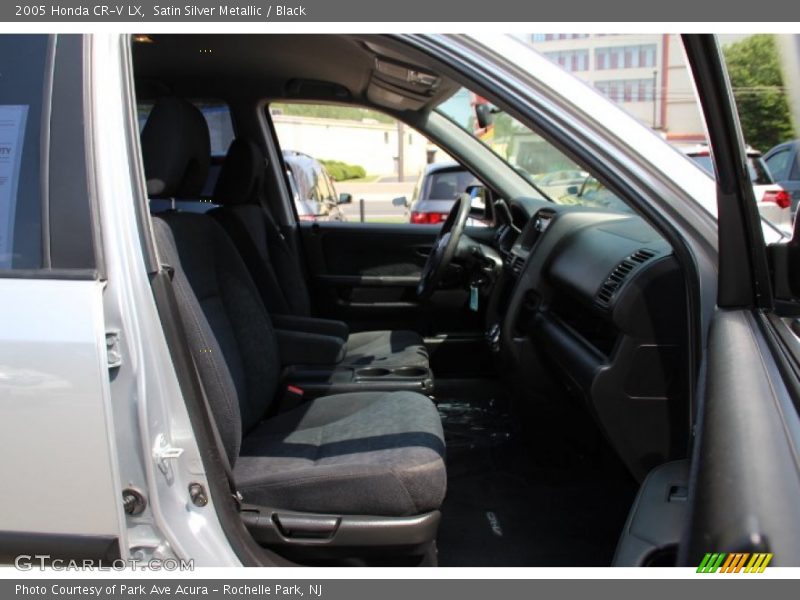 Satin Silver Metallic / Black 2005 Honda CR-V LX