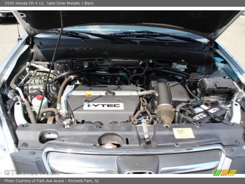 Satin Silver Metallic / Black 2005 Honda CR-V LX