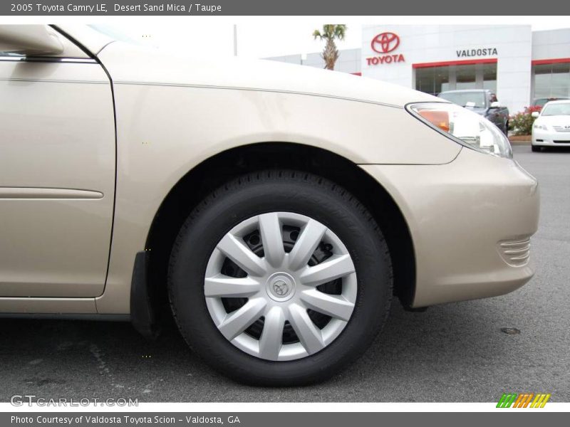 Desert Sand Mica / Taupe 2005 Toyota Camry LE