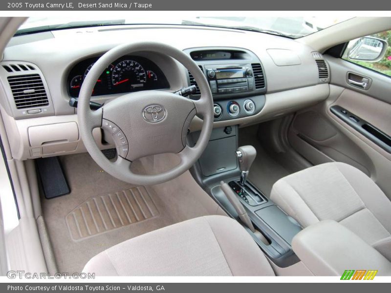 Desert Sand Mica / Taupe 2005 Toyota Camry LE