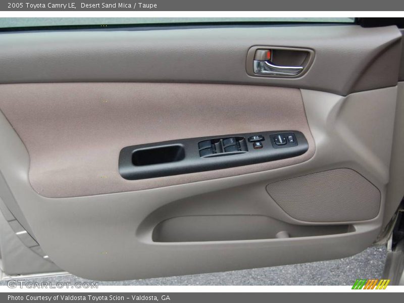 Desert Sand Mica / Taupe 2005 Toyota Camry LE