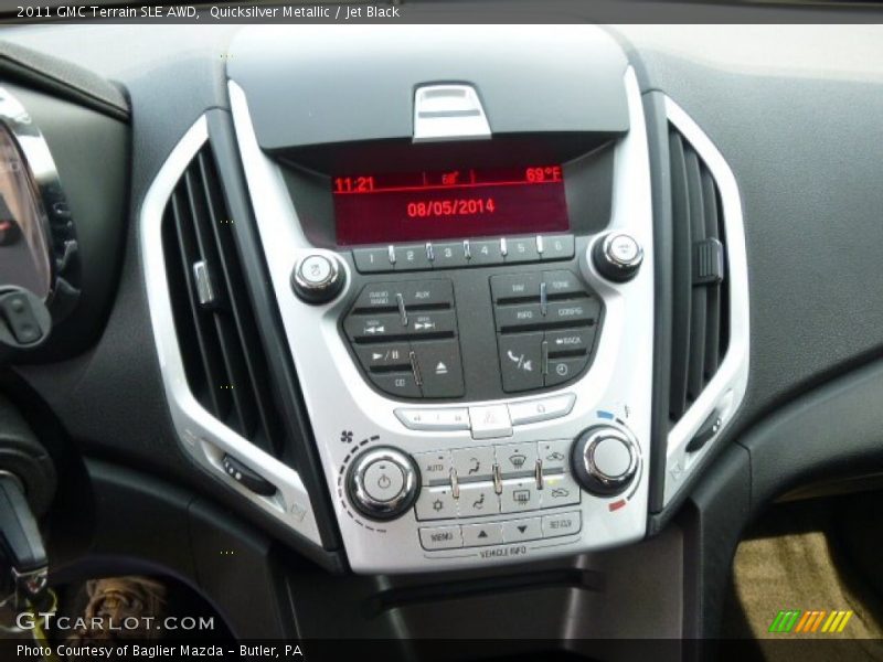Quicksilver Metallic / Jet Black 2011 GMC Terrain SLE AWD