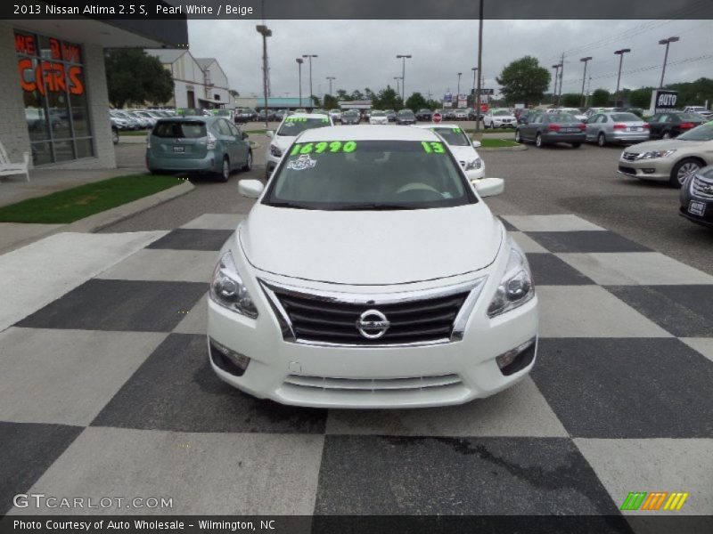 Pearl White / Beige 2013 Nissan Altima 2.5 S