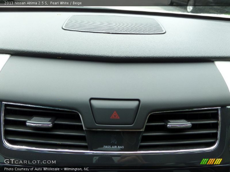 Pearl White / Beige 2013 Nissan Altima 2.5 S