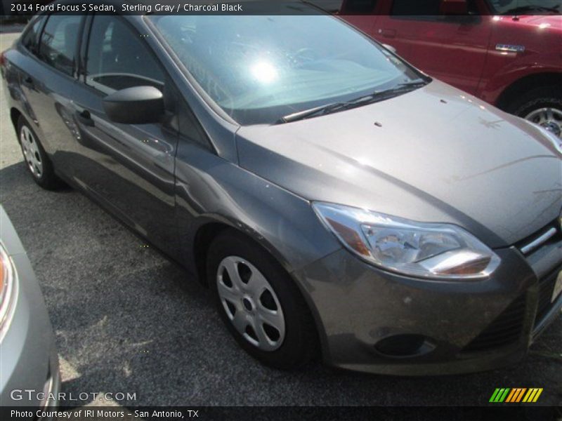 Sterling Gray / Charcoal Black 2014 Ford Focus S Sedan