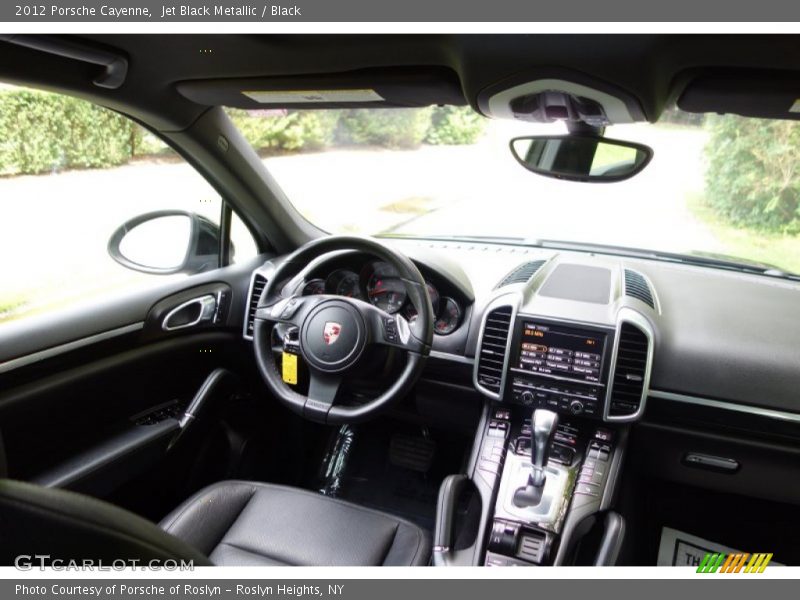 Jet Black Metallic / Black 2012 Porsche Cayenne